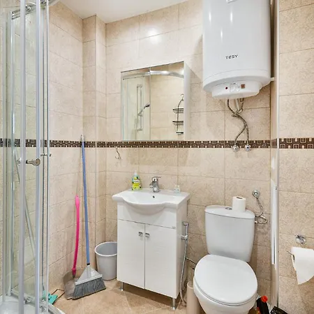 Delta Planet Budget Flat 2 Guests Apartment *